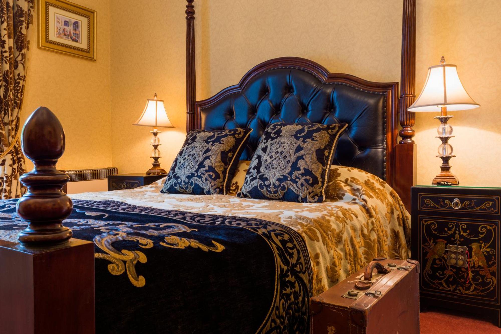 Harrisons Hall Bed & Breakfast Otel Mold Dış mekan fotoğraf