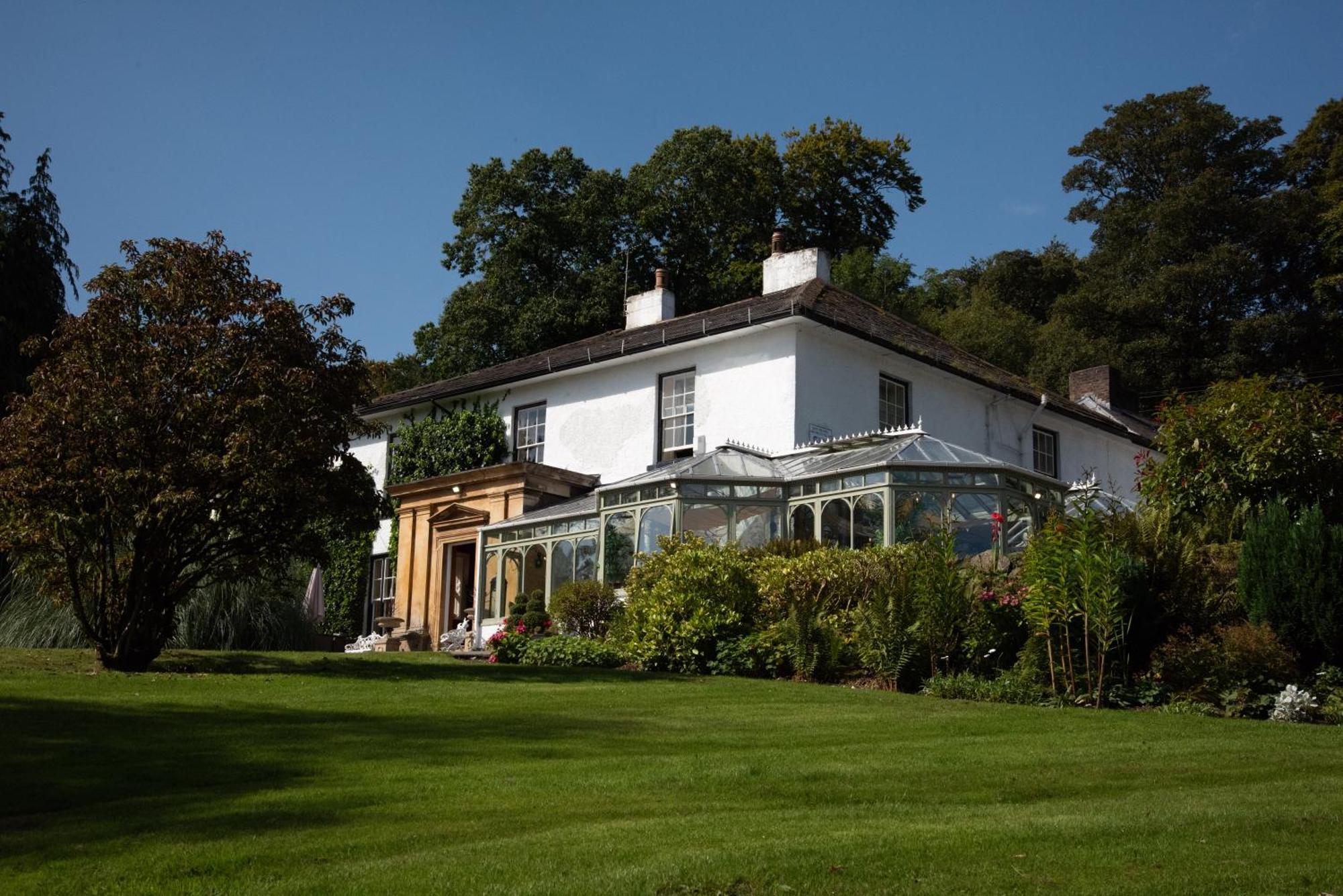 Harrisons Hall Bed & Breakfast Otel Mold Dış mekan fotoğraf